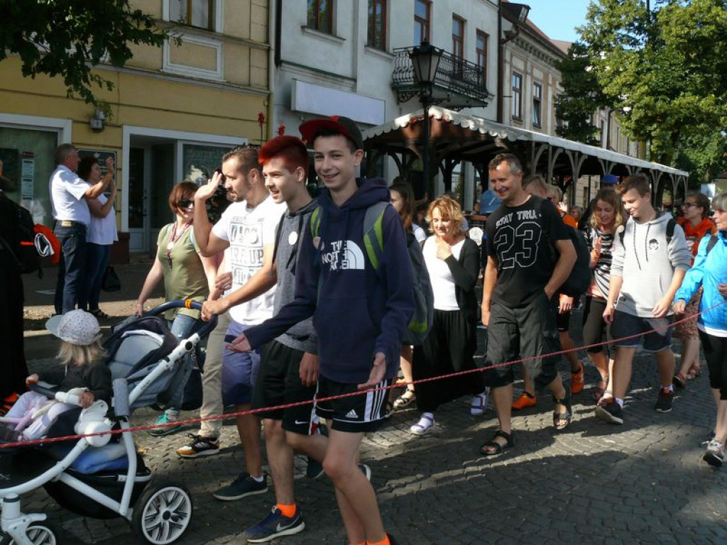 Wyruszyli w pątniczą wędrówkę