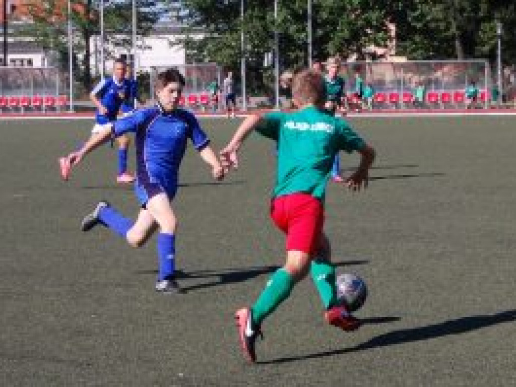 Ostatni sparing Pelikana-2004 przed obozem