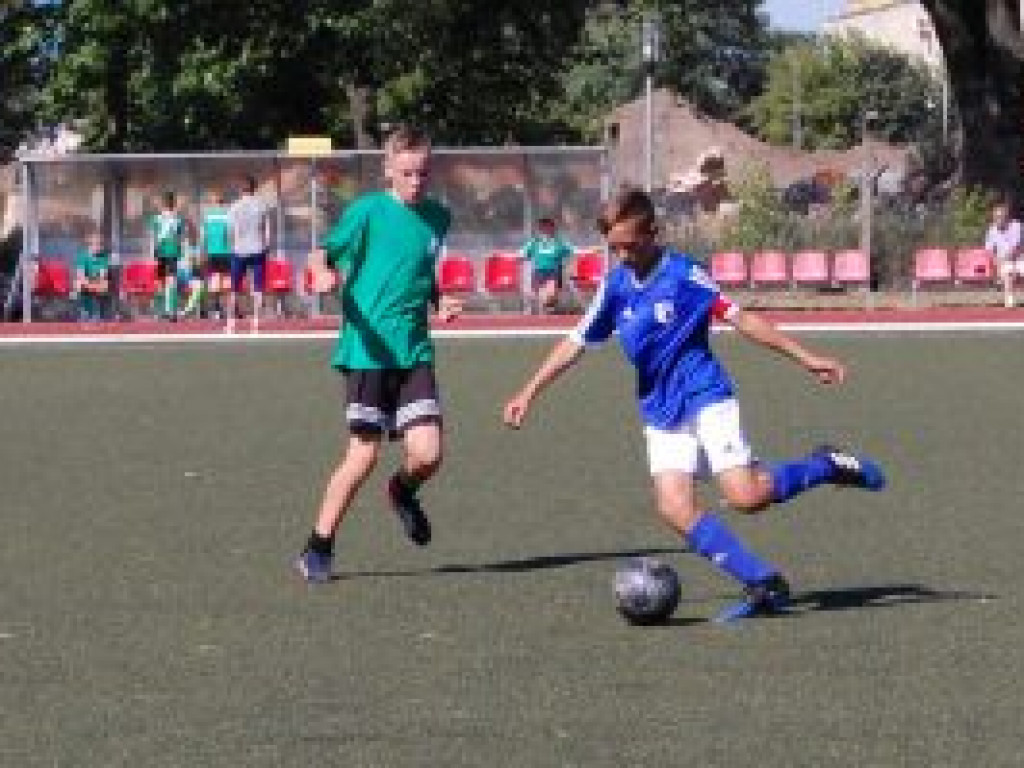 Ostatni sparing Pelikana-2004 przed obozem