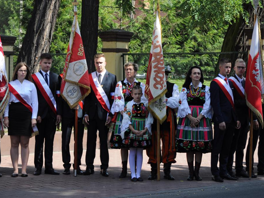 Uroczystości pod pomnikiem Marszałka Józefa Piłsudskiego