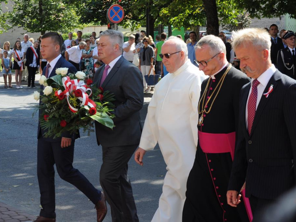 Uroczystości pod pomnikiem Marszałka Józefa Piłsudskiego