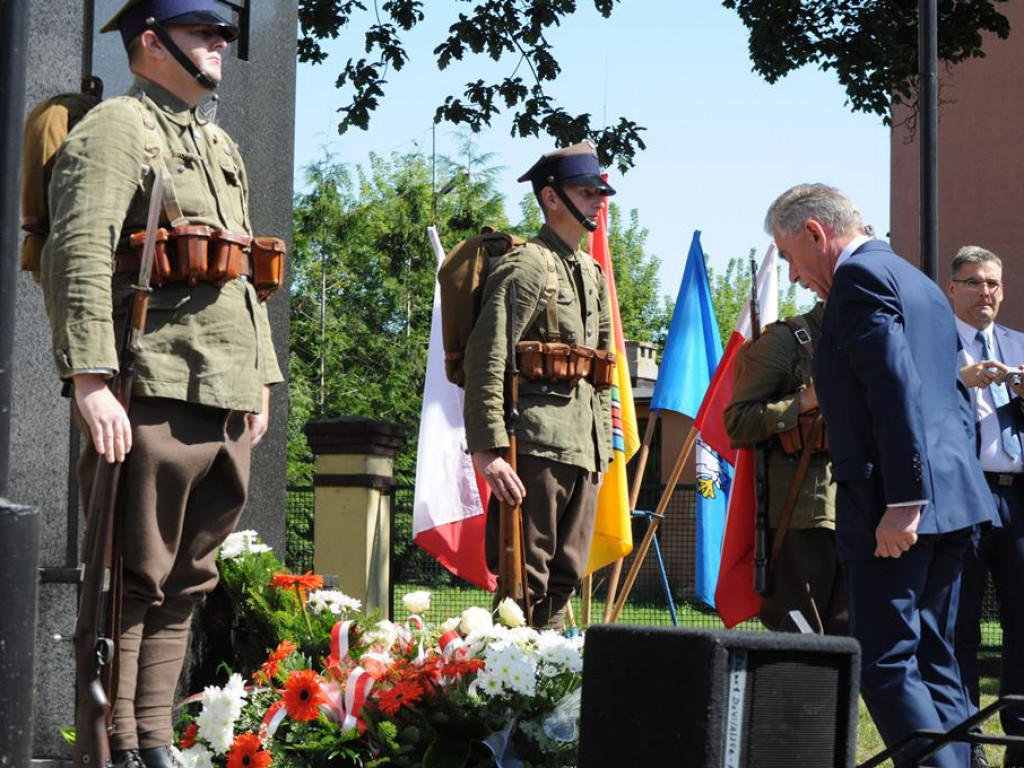 Uroczystości pod pomnikiem Marszałka Józefa Piłsudskiego