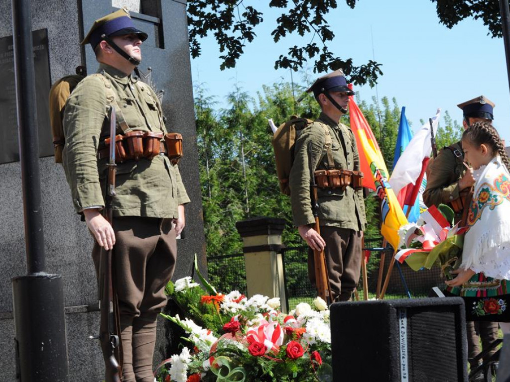 Uroczystości pod pomnikiem Marszałka Józefa Piłsudskiego