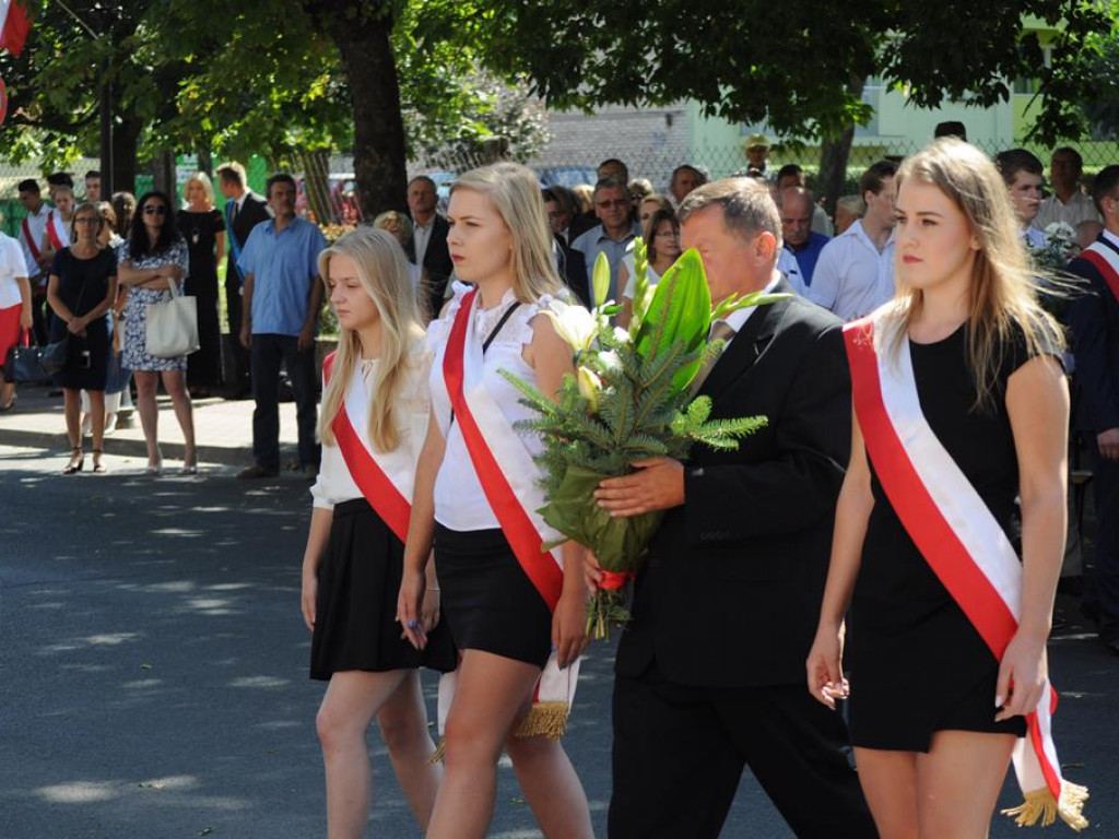 Uroczystości pod pomnikiem Marszałka Józefa Piłsudskiego