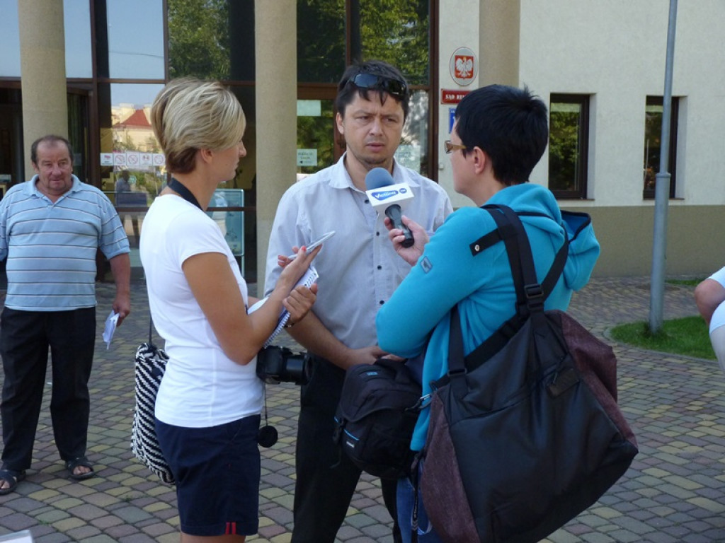 Pikieta przed Sądem Rejonowym w Łowiczu