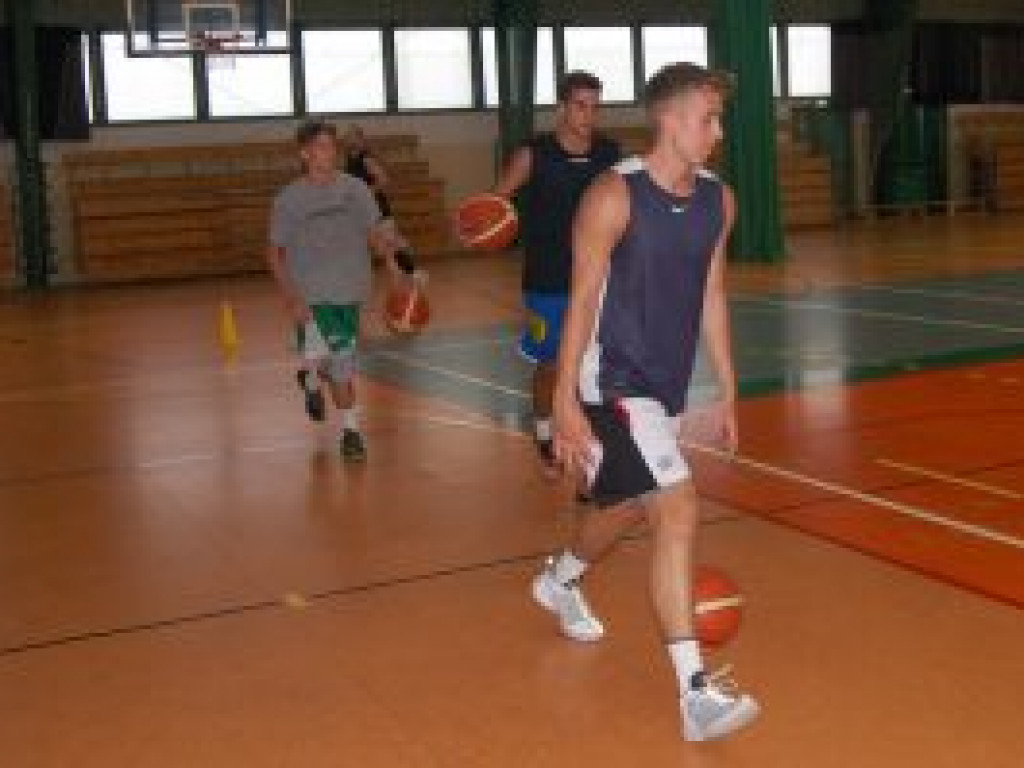 Syntex Księżak rozpoczął szlifowanie formy