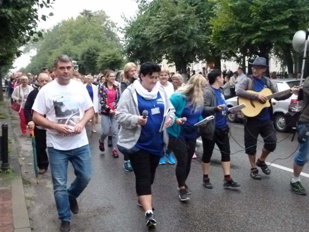 Pielgrzymi z Głowna już na szlaku