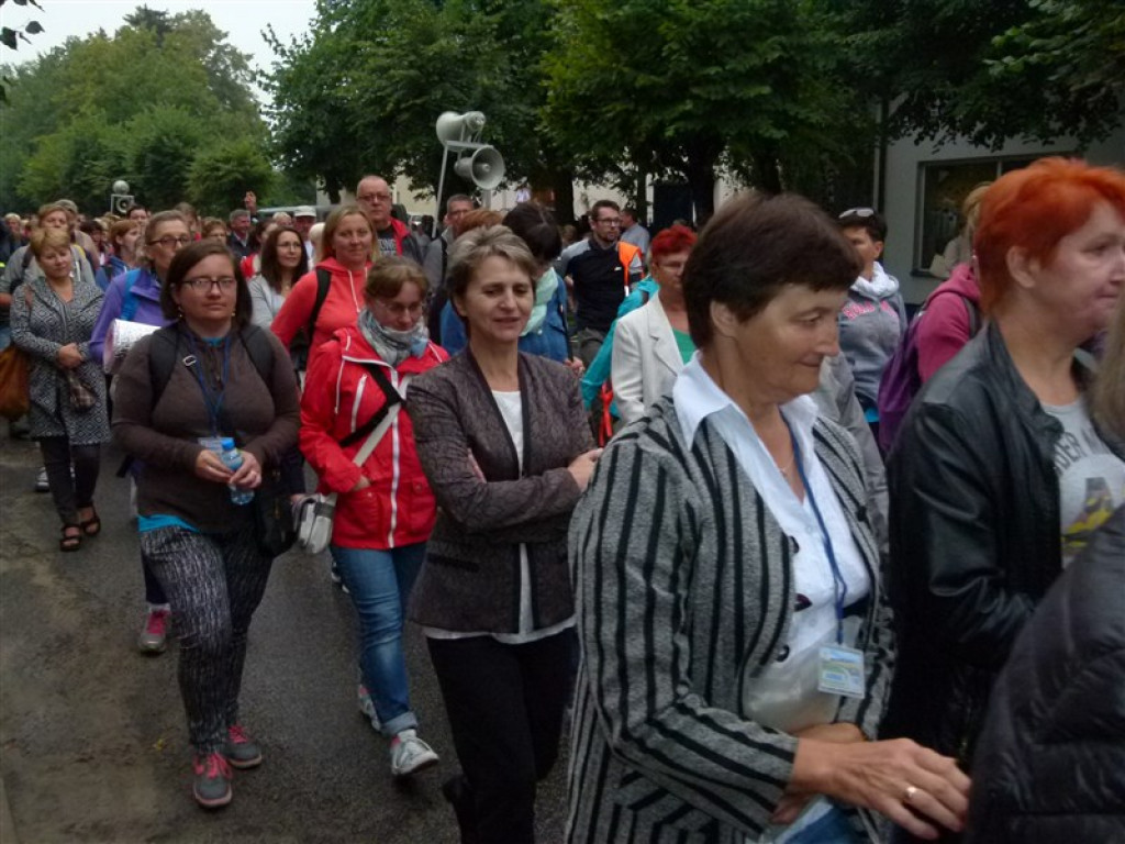 Pielgrzymi z Głowna już na szlaku