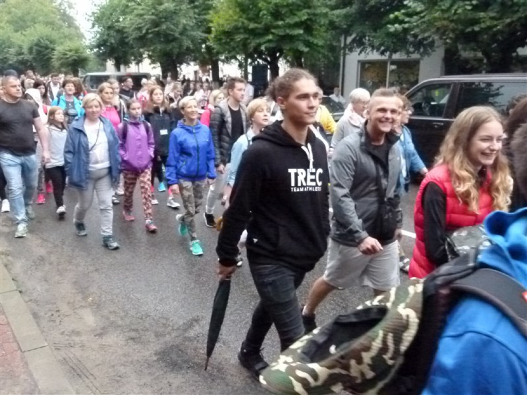 Pielgrzymi z Głowna już na szlaku