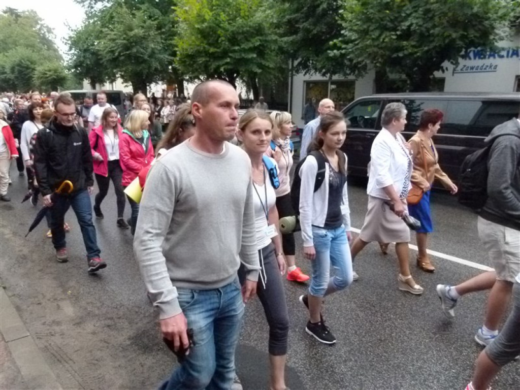 Pielgrzymi z Głowna już na szlaku