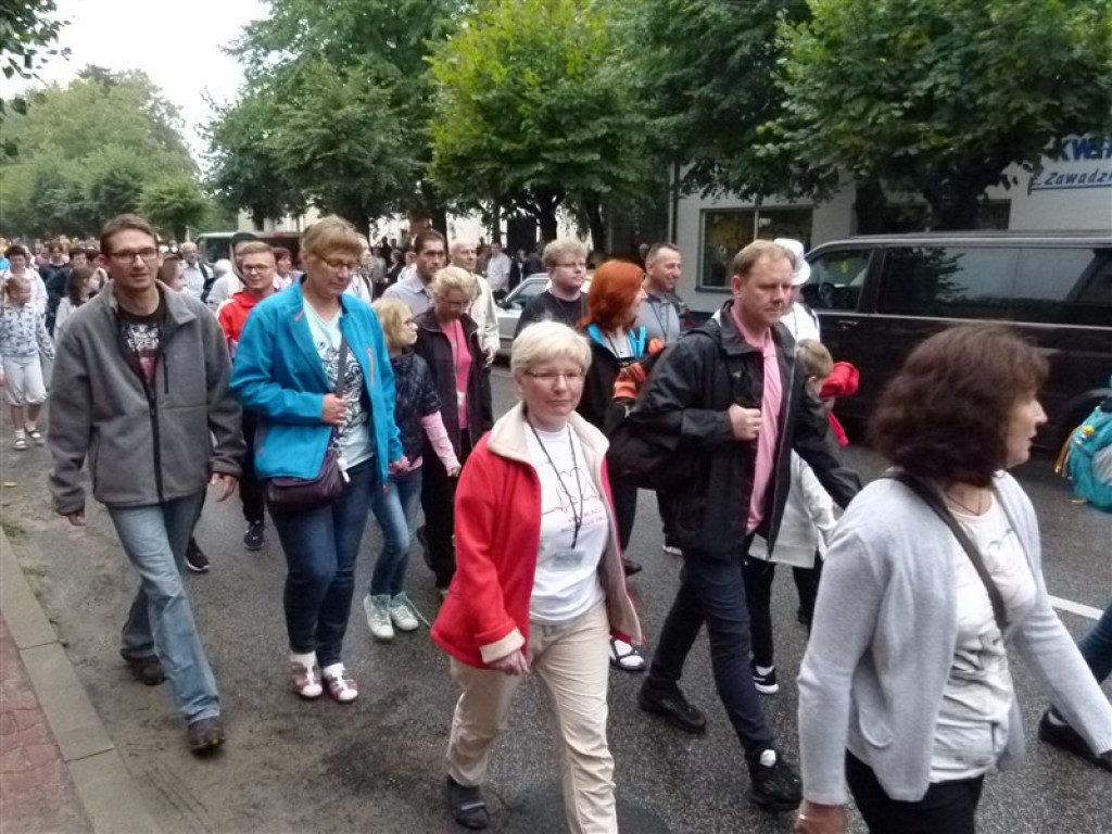Pielgrzymi z Głowna już na szlaku