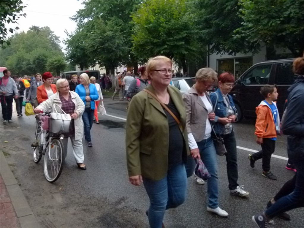 Pielgrzymi z Głowna już na szlaku