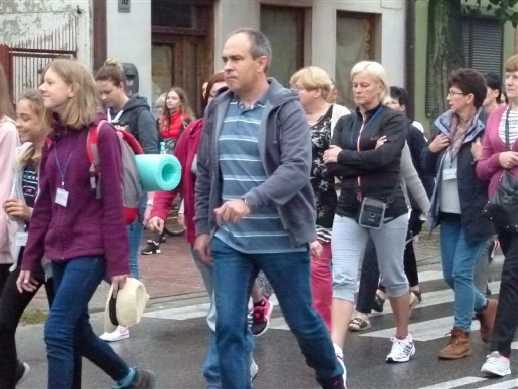 Pielgrzymi z Głowna już na szlaku