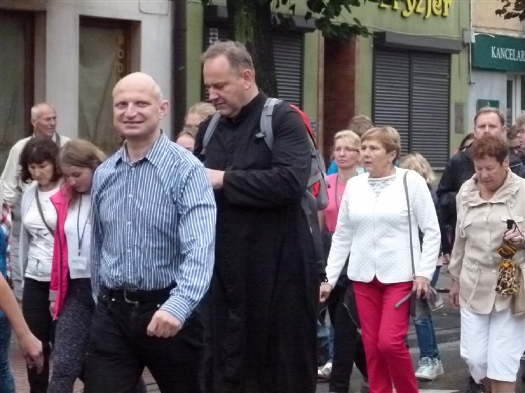 Pielgrzymi z Głowna już na szlaku