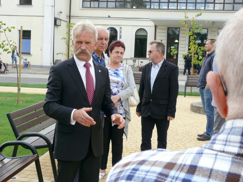 Ulica Dworcowa i parking przy dworcu otwarte