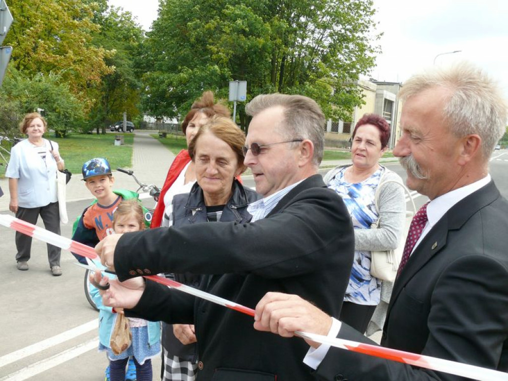 Ulica Dworcowa i parking przy dworcu otwarte