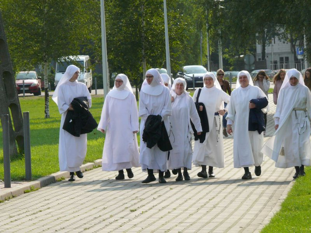 Wielbili Boga na Błoniach