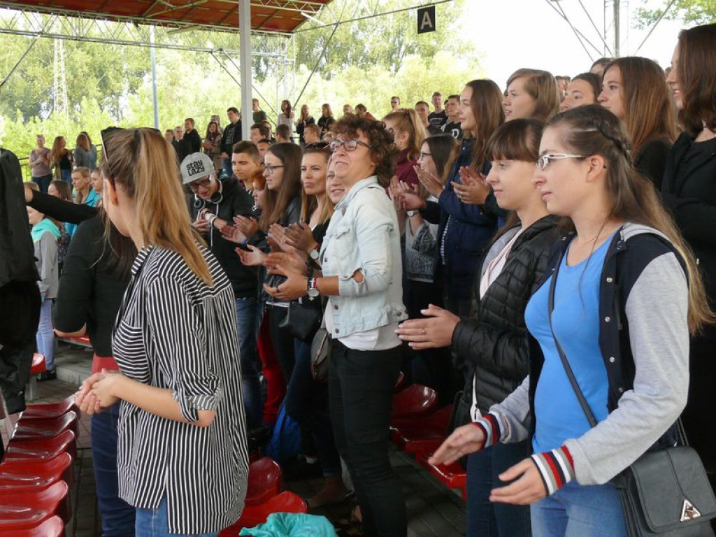 Wielbili Boga na Błoniach