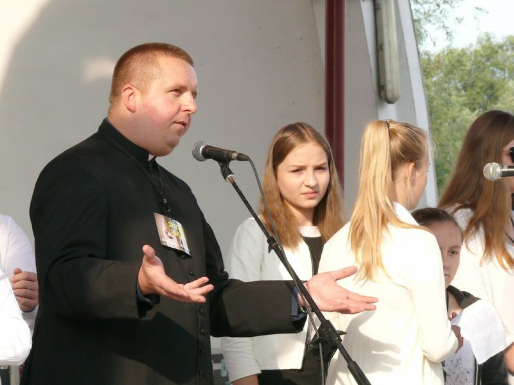 Wielbili Boga na Błoniach