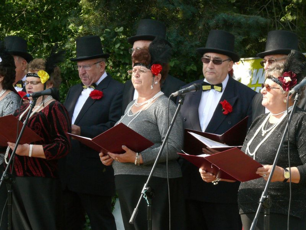 W Głownie seniorzy nie tylko śpiewali
