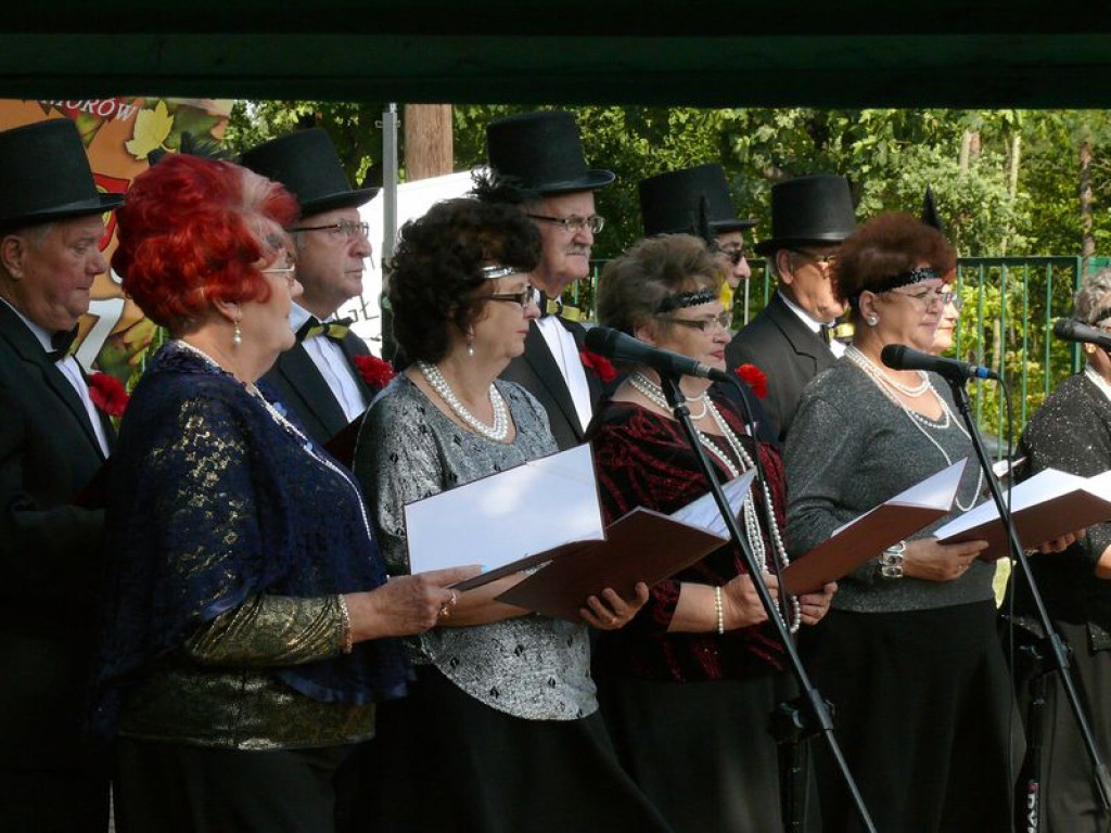 W Głownie seniorzy nie tylko śpiewali