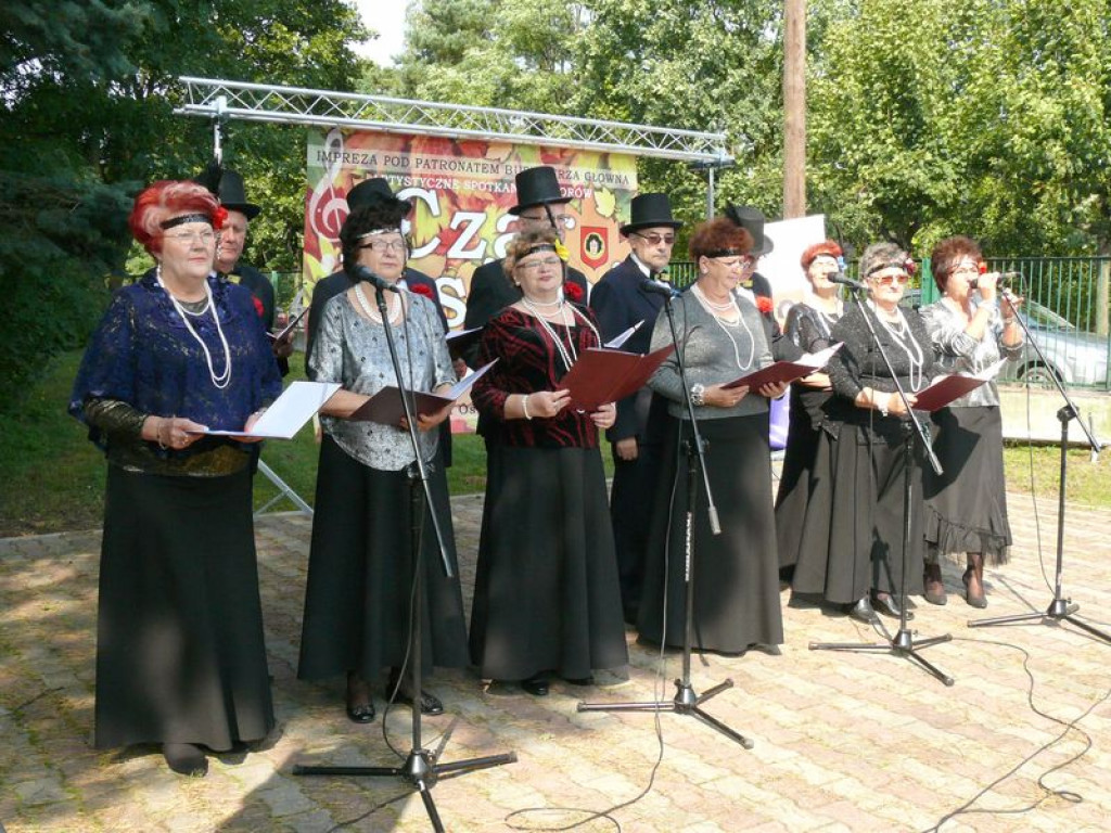 W Głownie seniorzy nie tylko śpiewali