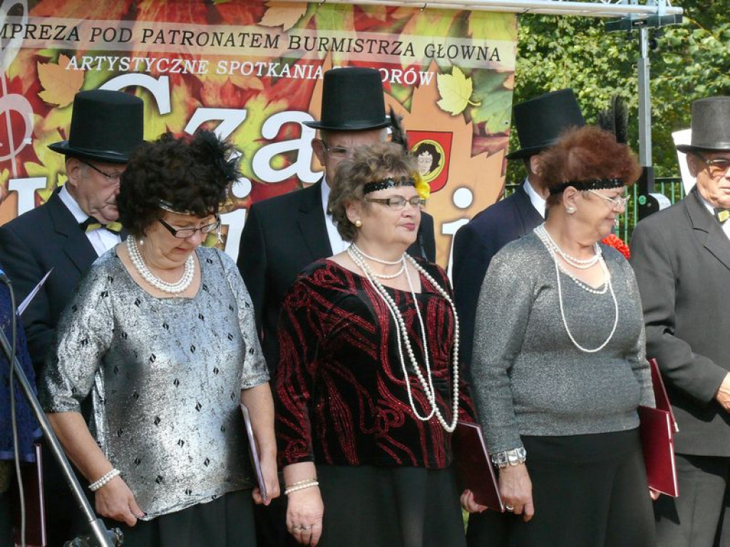 W Głownie seniorzy nie tylko śpiewali