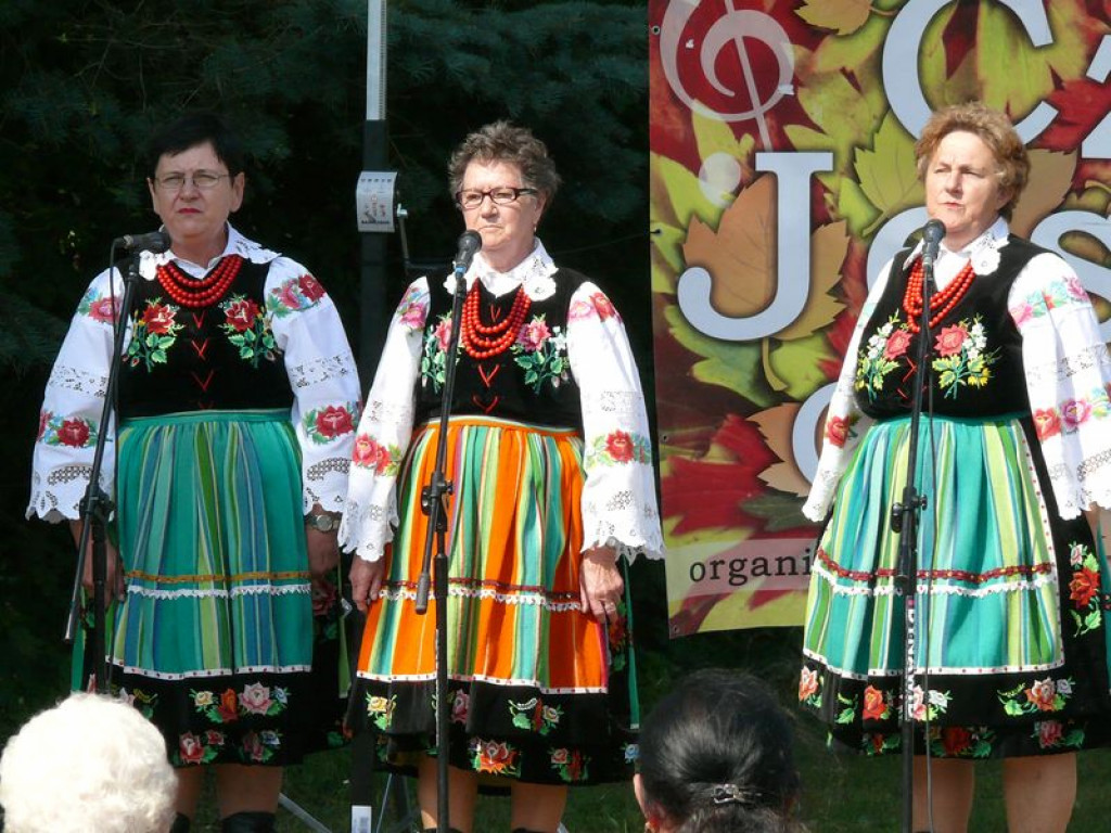 W Głownie seniorzy nie tylko śpiewali