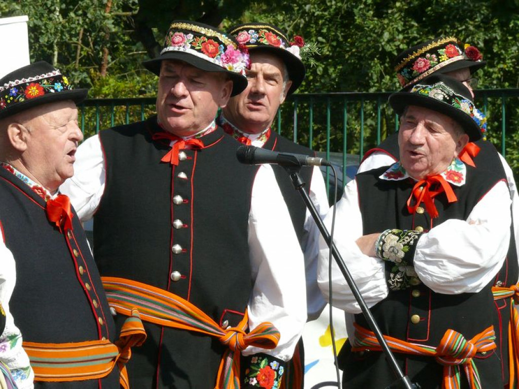 W Głownie seniorzy nie tylko śpiewali