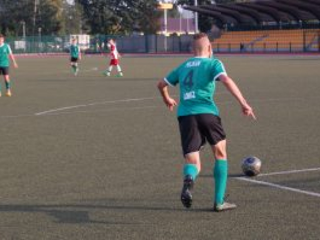 Po trzech kolejkach Pelikan-2003 z kompletem punktów