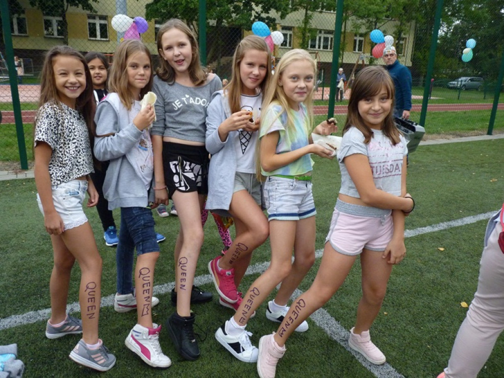 Dobra zabawa na pikniku na Korabce