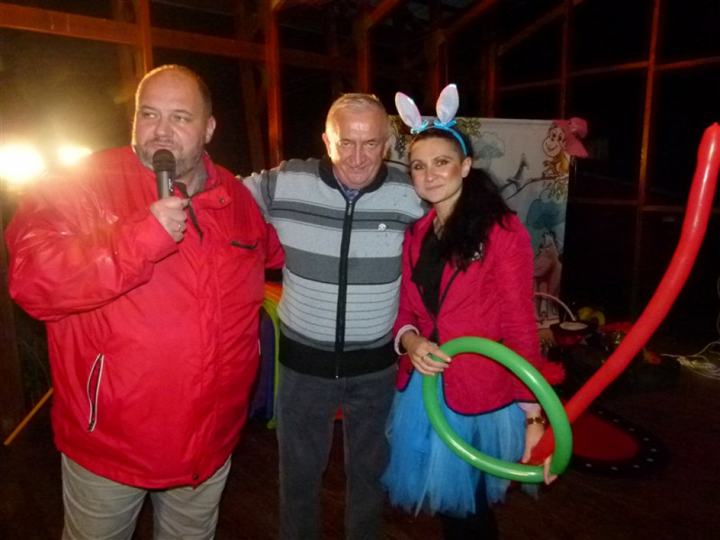 Śnieg na pożegnaniu lata w Bratoszewicach