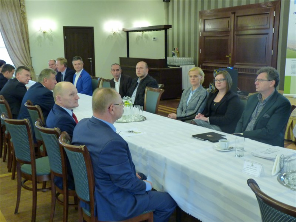 Nie wmurowano kamienia na budowie zakładu w Piaskach Bankowych