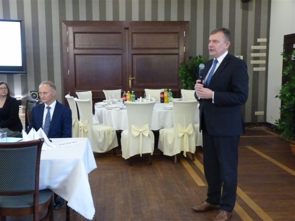 Nie wmurowano kamienia na budowie zakładu w Piaskach Bankowych