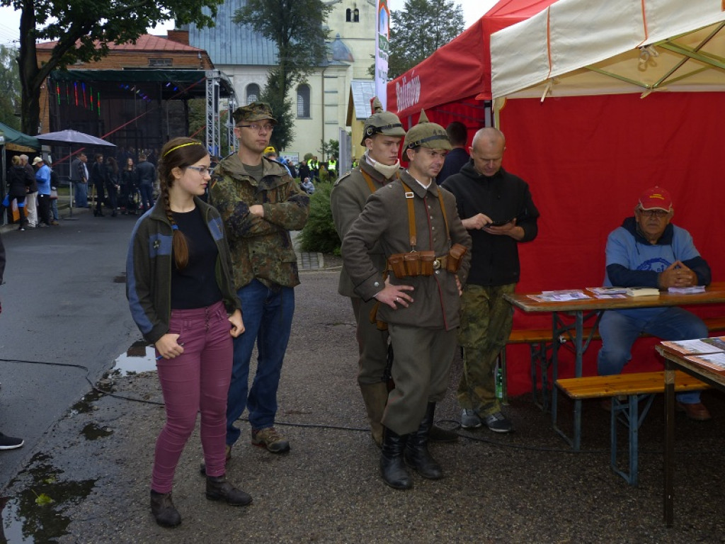 Piknik na rynku w Bolimowie