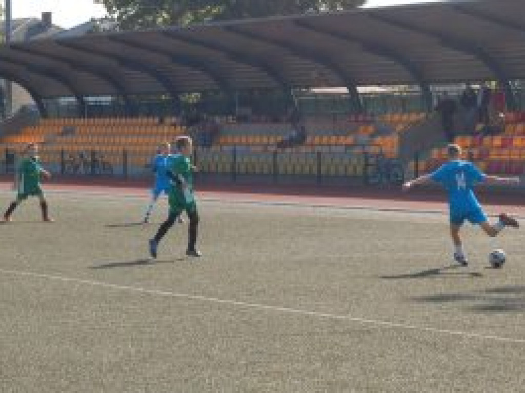 Dobra gra przyniosła Pelikanowi-2004 zwycięstwo