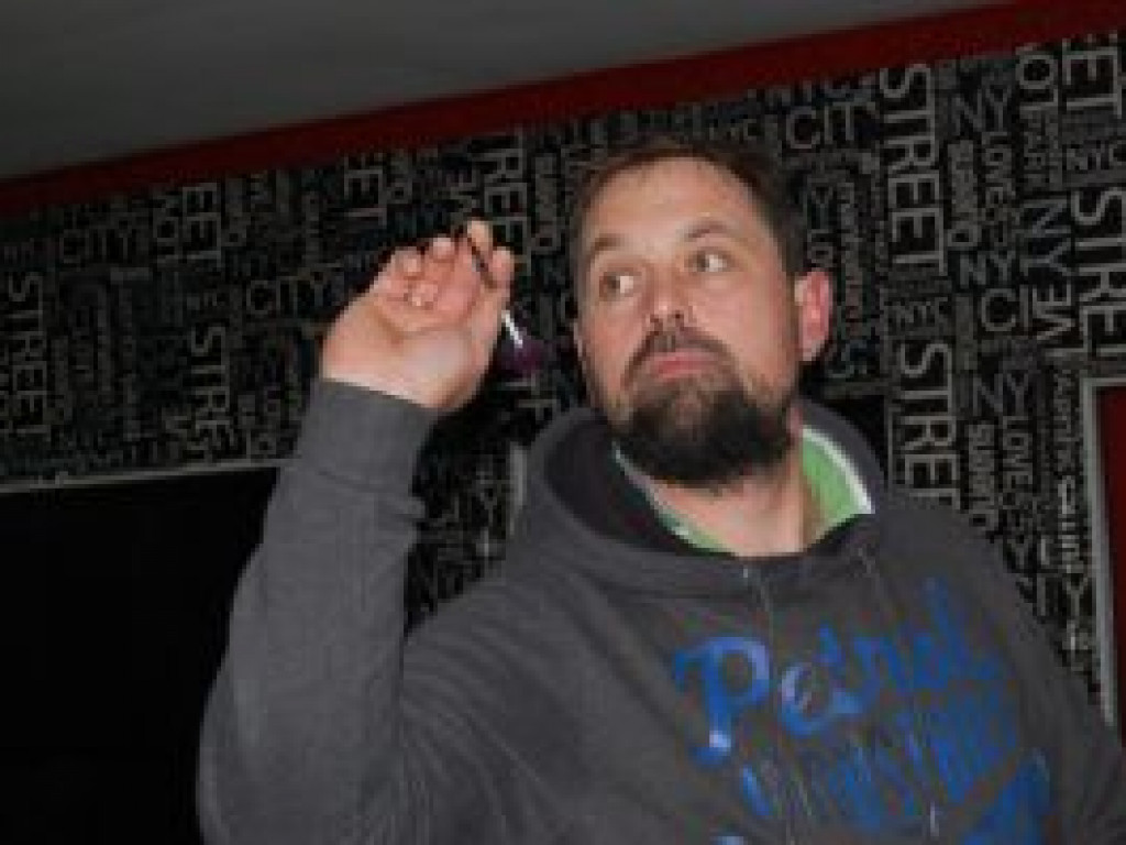 Pięciu na inauguracji darta