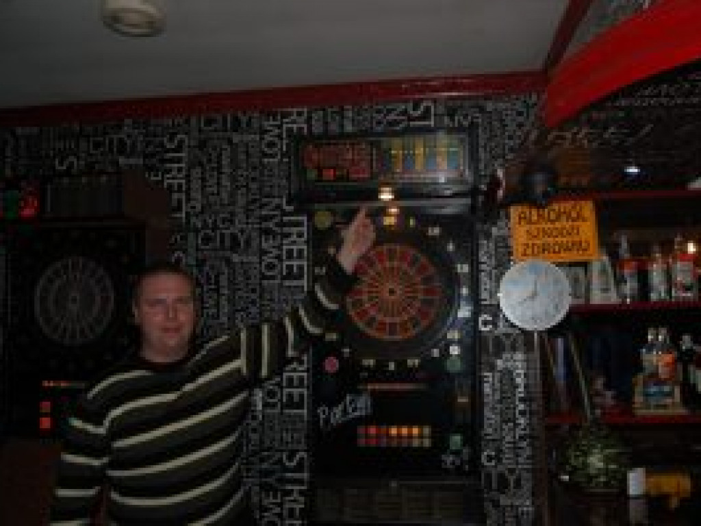 Pięciu na inauguracji darta