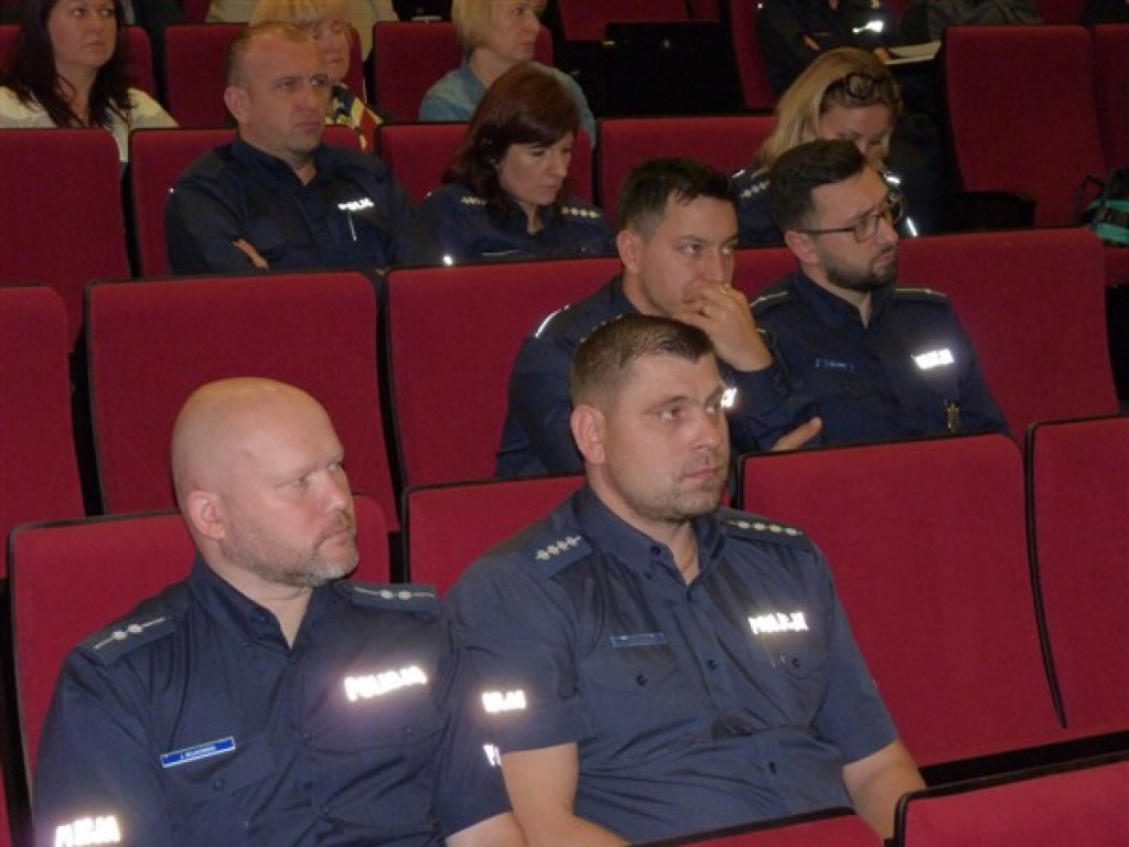 Irena de Ruig w Nagawkach o niebezpieczeństwach wyjazdów zarobkowych