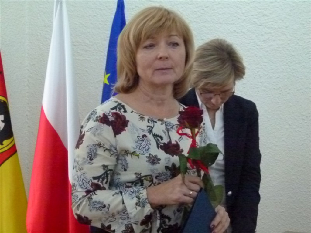 Burmistrz nagrodził nauczycieli