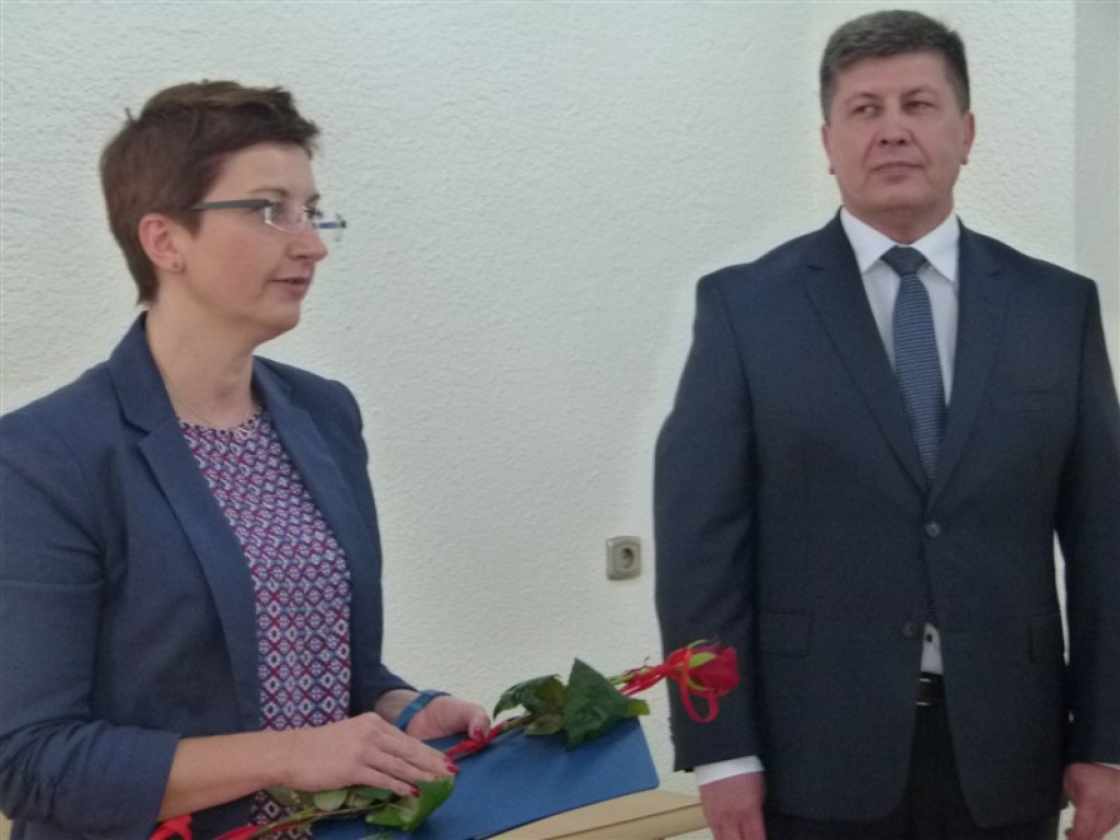 Burmistrz nagrodził nauczycieli