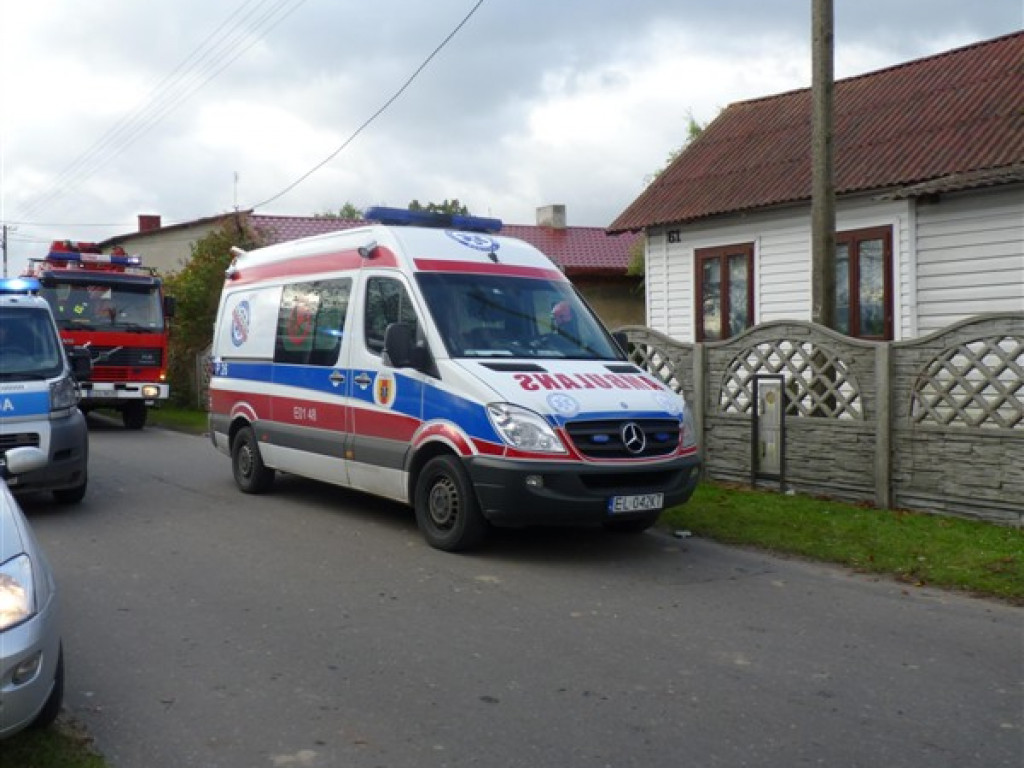 Fiat Punto uderzył w ogrodzenie