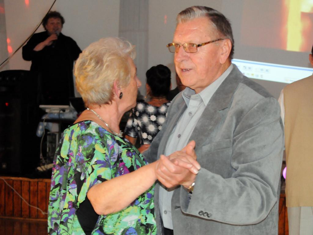 Seniorska potańcówka w ZAZ-ie przy Syntexie