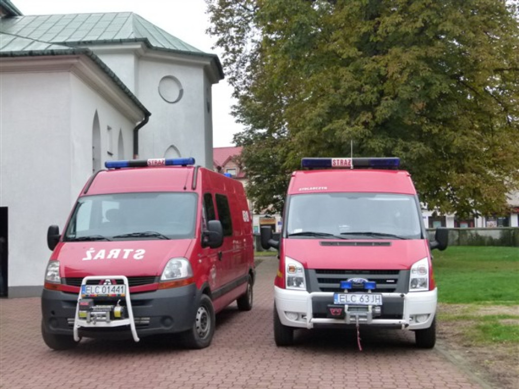 Poświęcenie samochodu gaśniczego OSP Ostrów