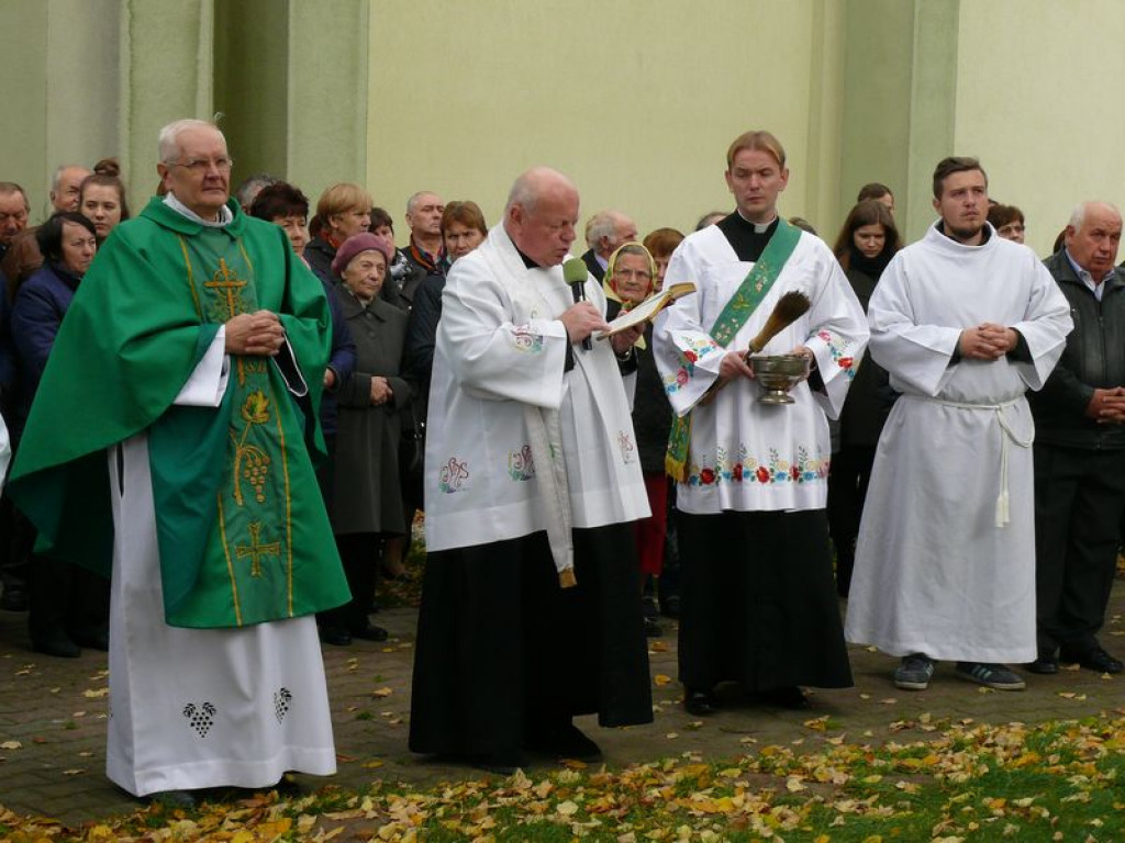 Pomnik Jana Pawła II stanął w Kocierzewie