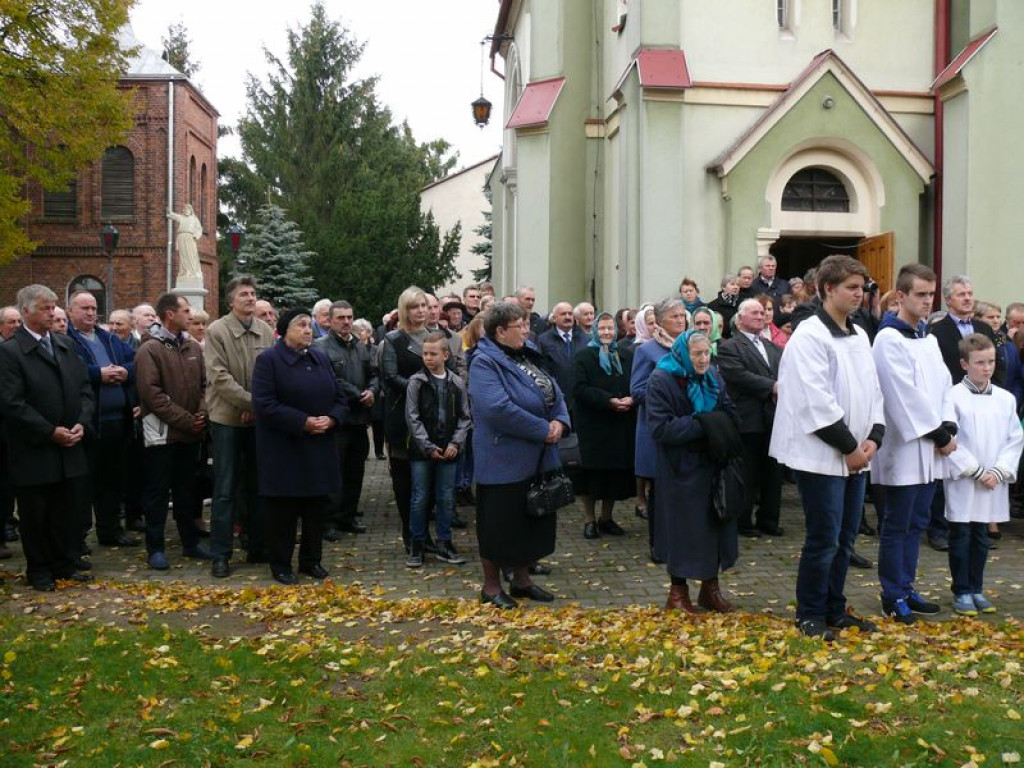 Pomnik Jana Pawła II stanął w Kocierzewie