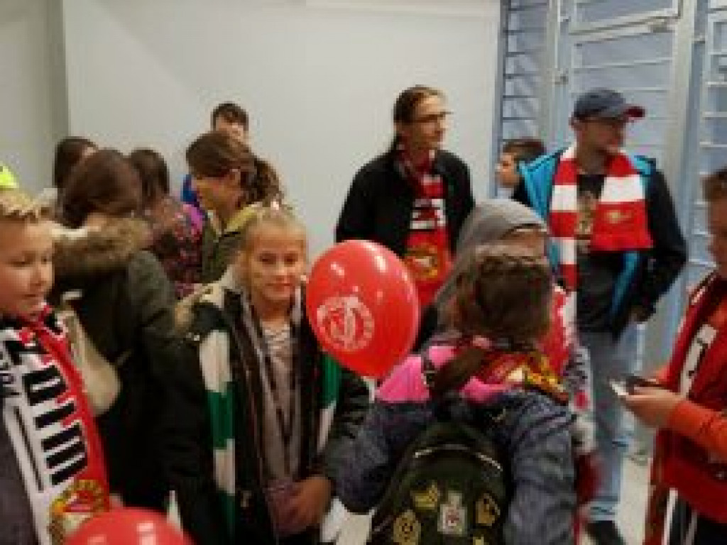 Pelikan wraca z Łodzi z pustymi rękami