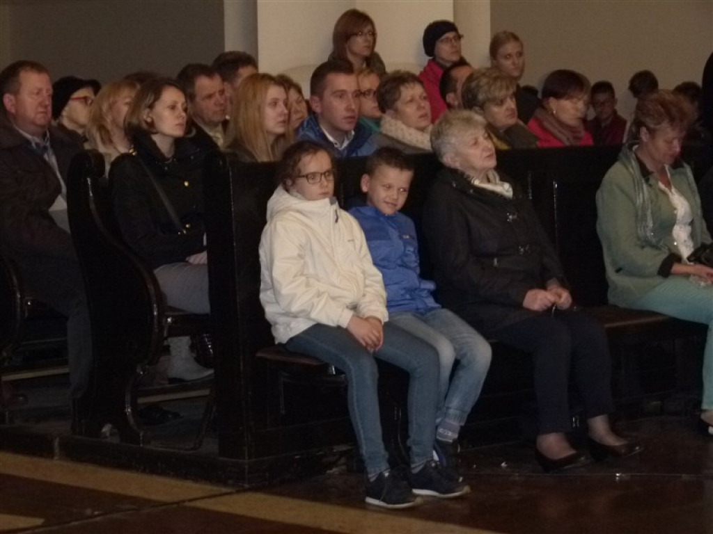 Wieczór Uwielbienia w Domaniewicach