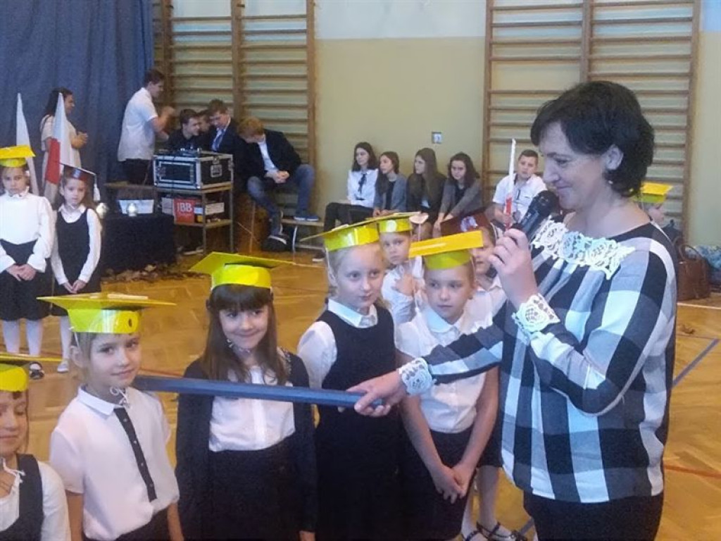 Święto Niepodległości i ślubowanie w SP nr 3 w Łowiczu
