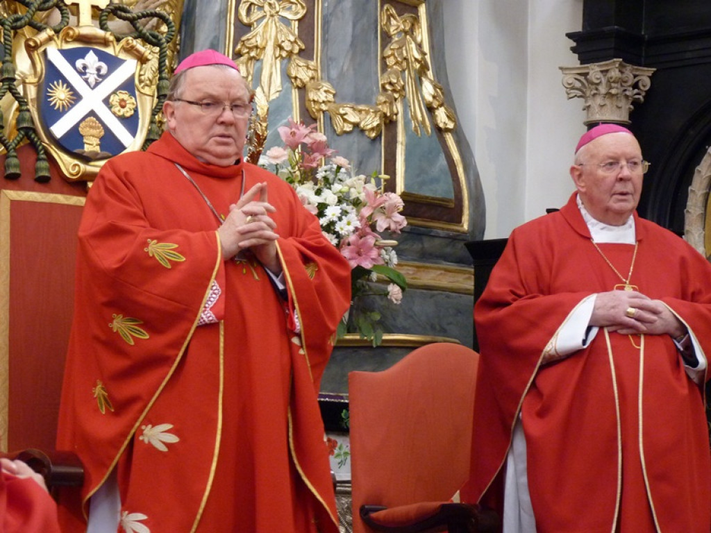 Procesja z relikwiami św. Wiktorii w Łowiczu